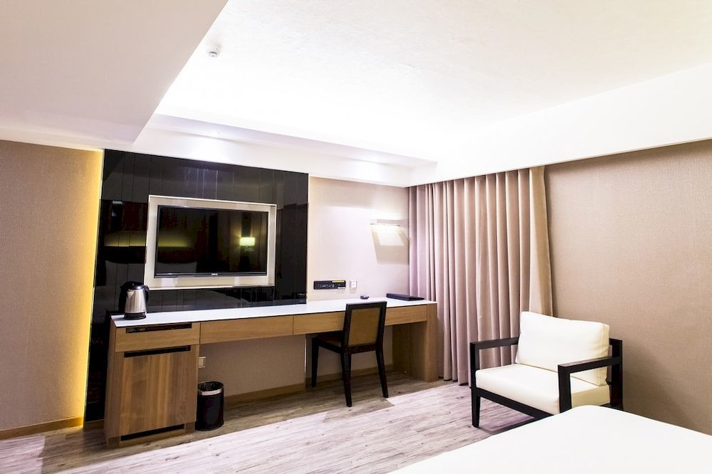 The Cloud Hotel Гаосюн Екстер'єр фото