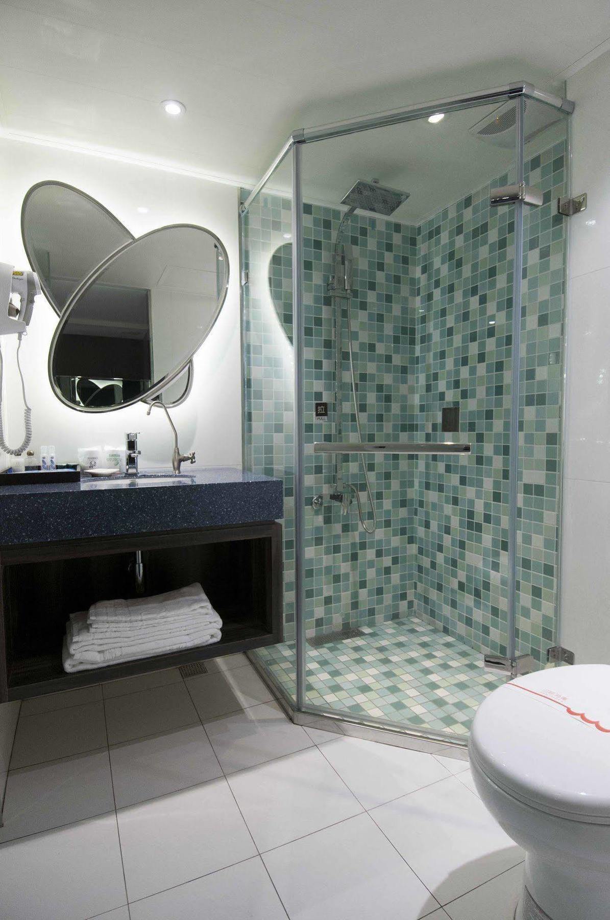 The Cloud Hotel Гаосюн Екстер'єр фото