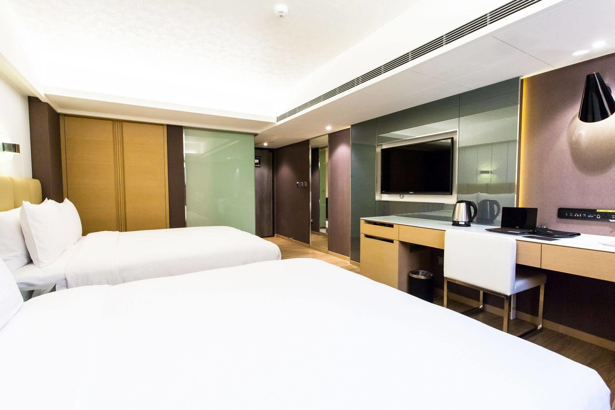 The Cloud Hotel Гаосюн Екстер'єр фото